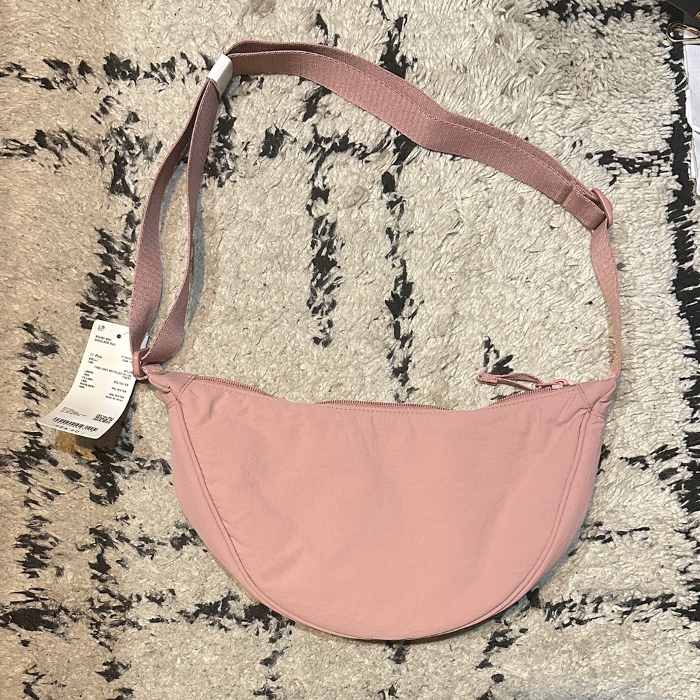 Uniqlo shoulder bag